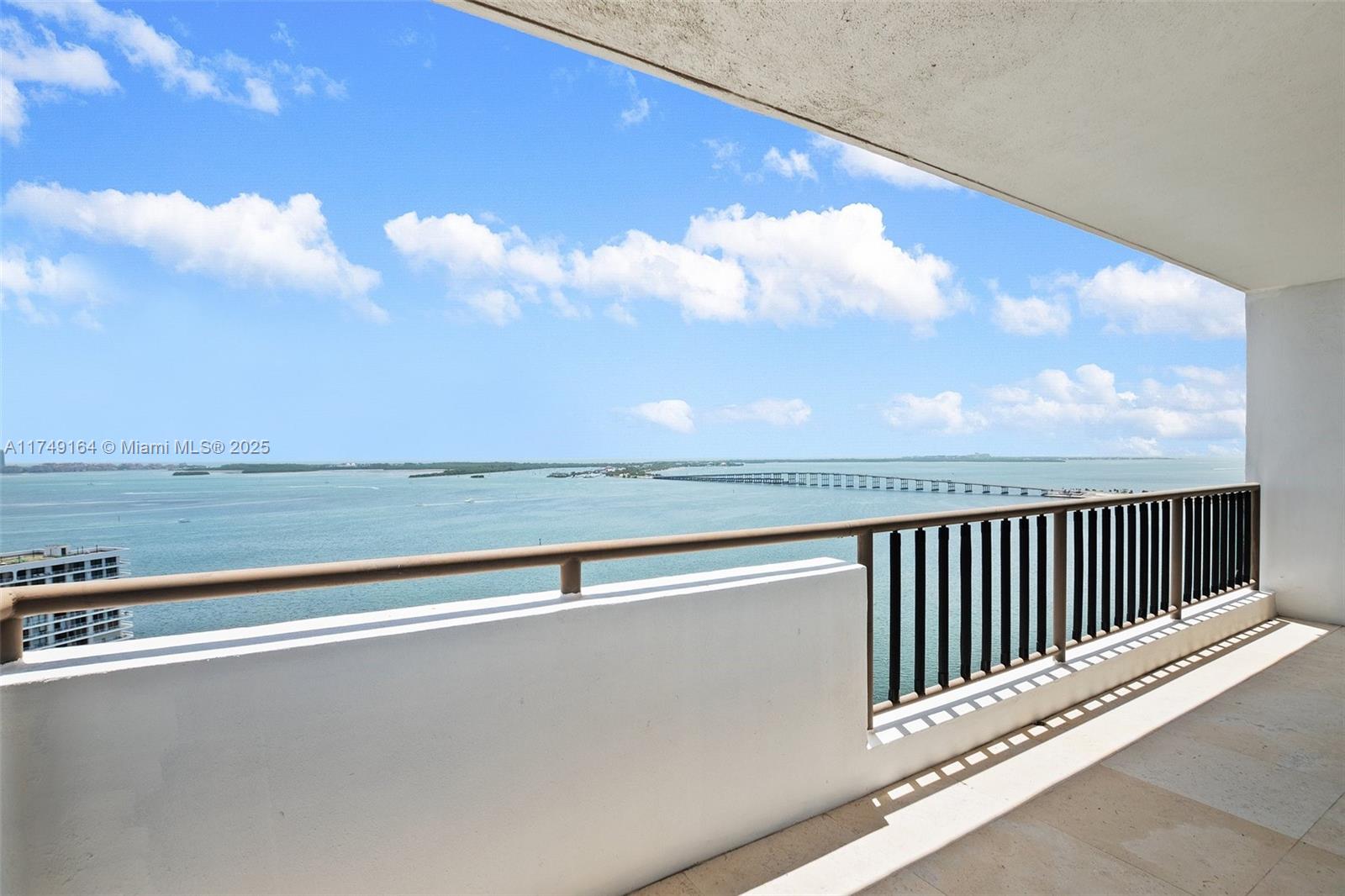 1581 Brickell Ave #2101, Miami FL 33129