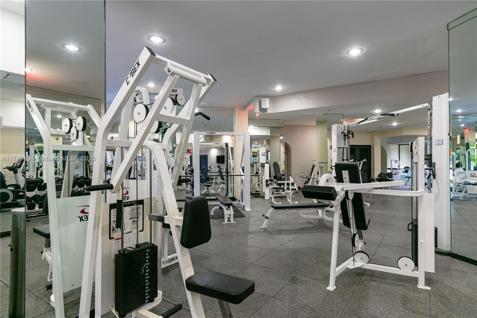 1581 Brickell Ave #2101, Miami FL 33129