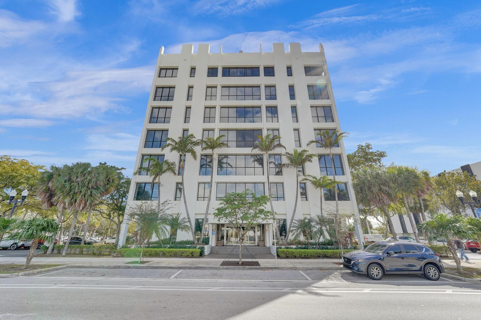 2450 Hollywood Blvd CU700 & 701, Hollywood, FL 33020