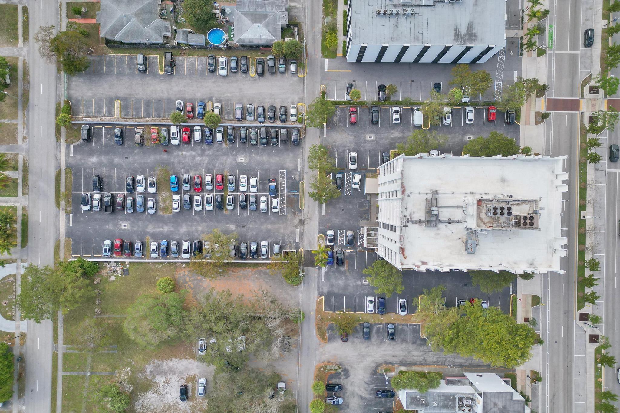 2450 Hollywood Blvd CU700 & 701, Hollywood, FL 33020