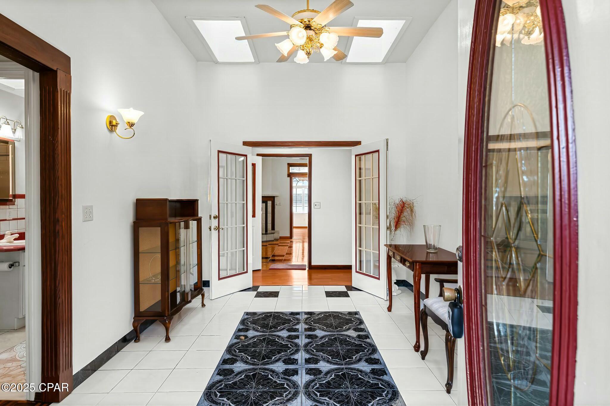 Image 16 For 2049 Ambassador Court