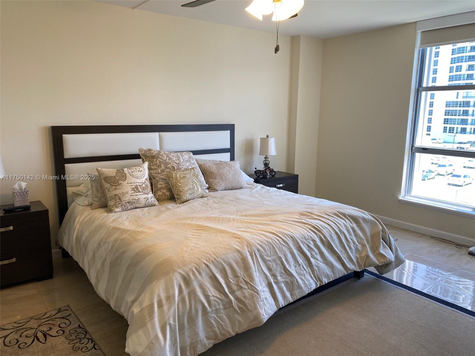 3600 Mystic Pointe Dr #717, Aventura FL 33180
