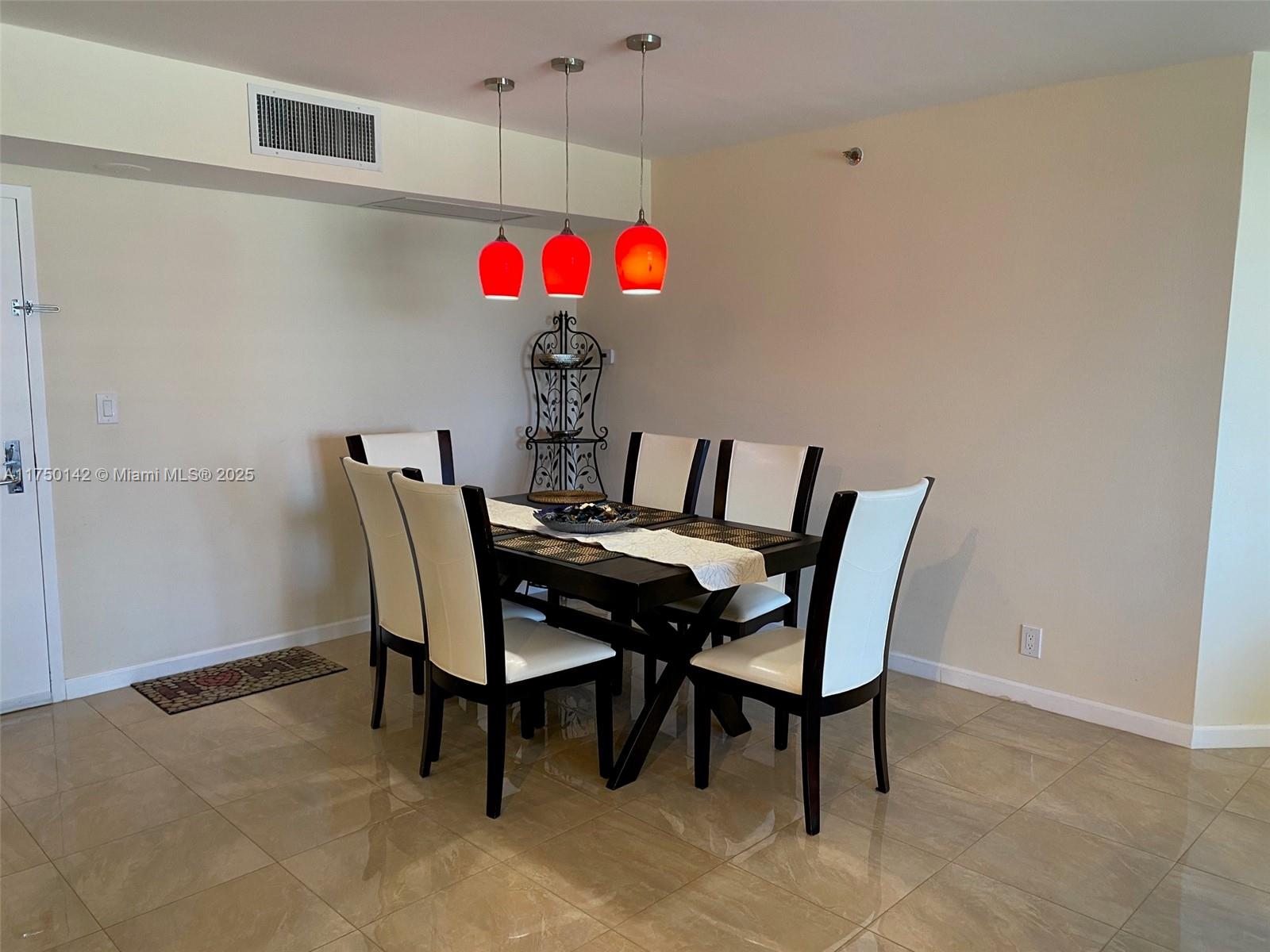 3600 Mystic Pointe Dr #717, Aventura FL 33180