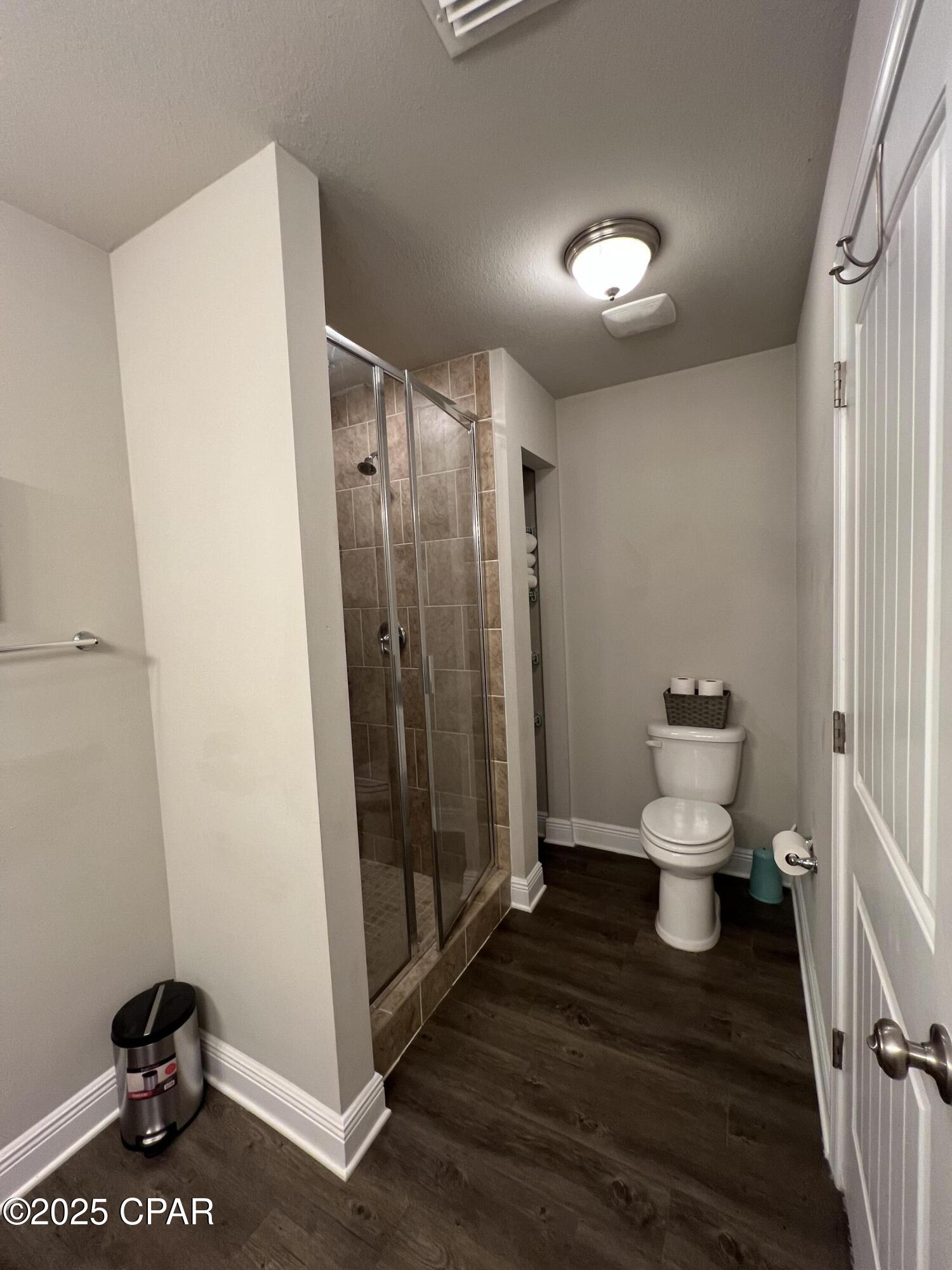 Image 19 For 326 Sand Oak Boulevard