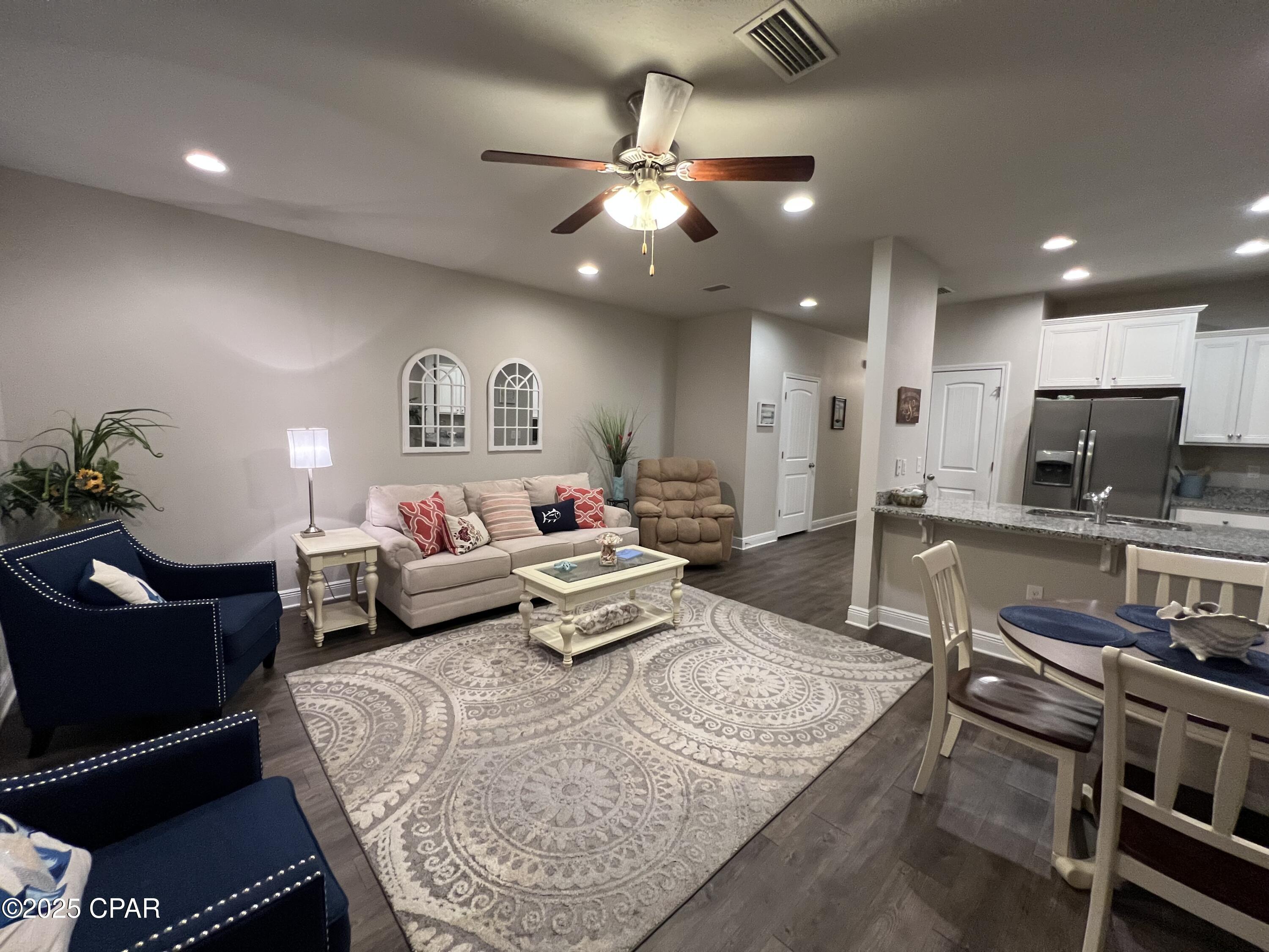 Image 5 For 326 Sand Oak Boulevard