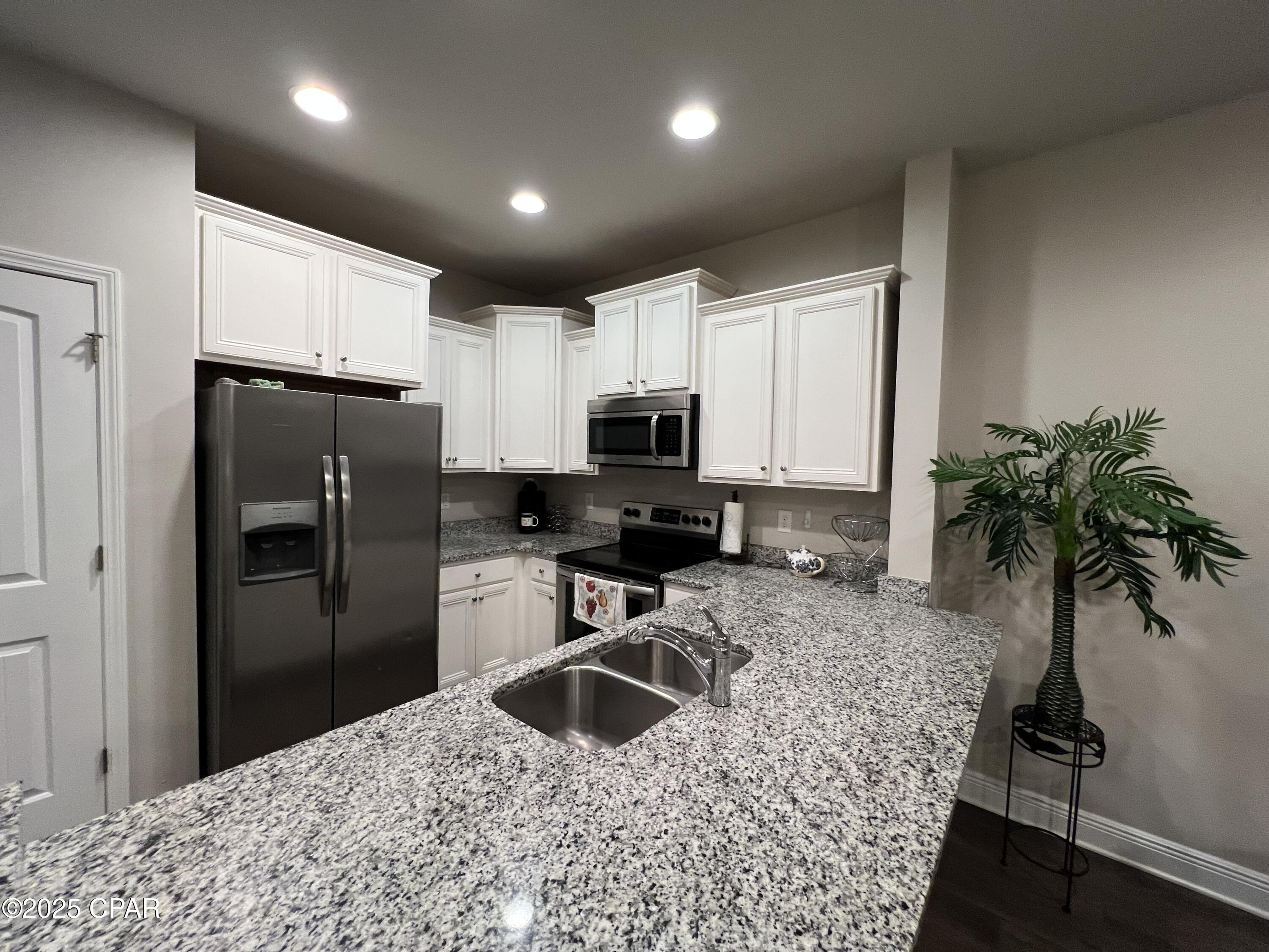 Image 8 For 326 Sand Oak Boulevard