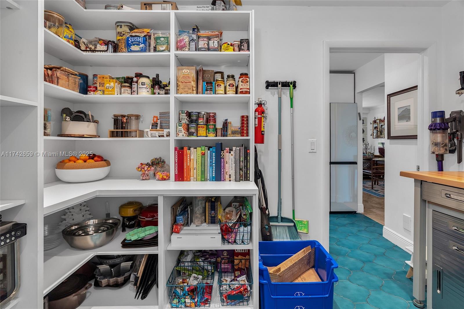 251 Crandon Blvd #222, Key Biscayne FL 33149
