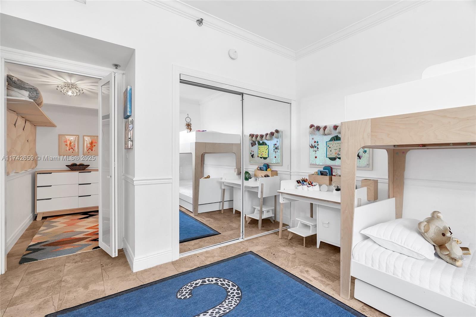 251 Crandon Blvd #222, Key Biscayne FL 33149