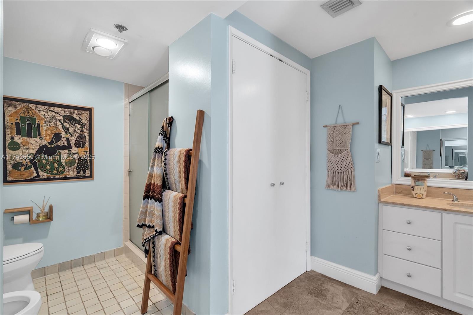 251 Crandon Blvd #222, Key Biscayne FL 33149