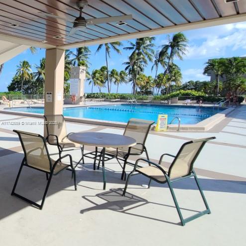 251 Crandon Blvd #222, Key Biscayne FL 33149