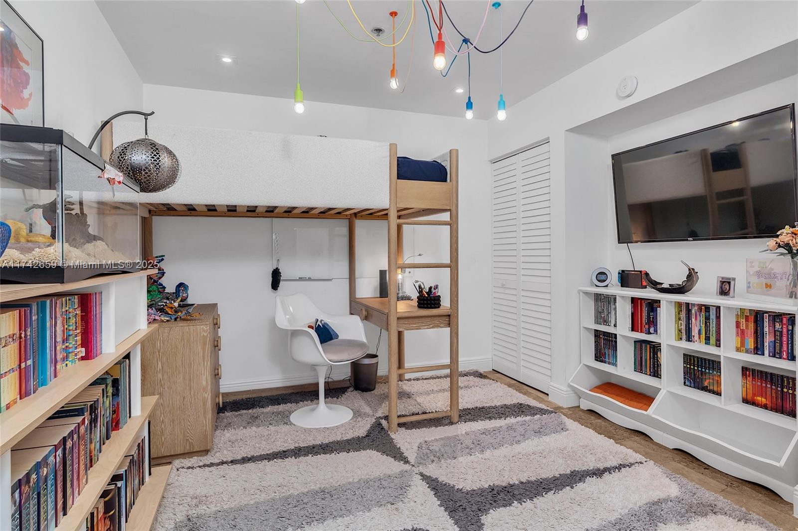 251 Crandon Blvd #222, Key Biscayne FL 33149