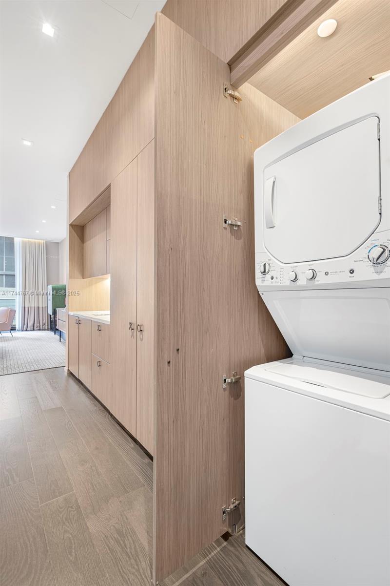 801 S Miami Ave #205, Miami FL 33130