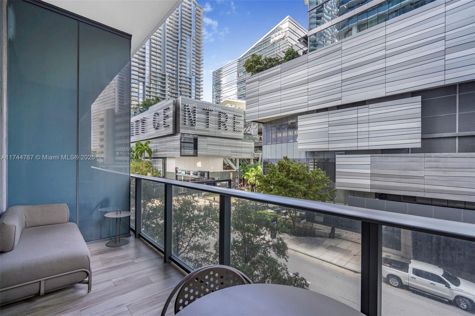 801 S Miami Ave #205, Miami FL 33130