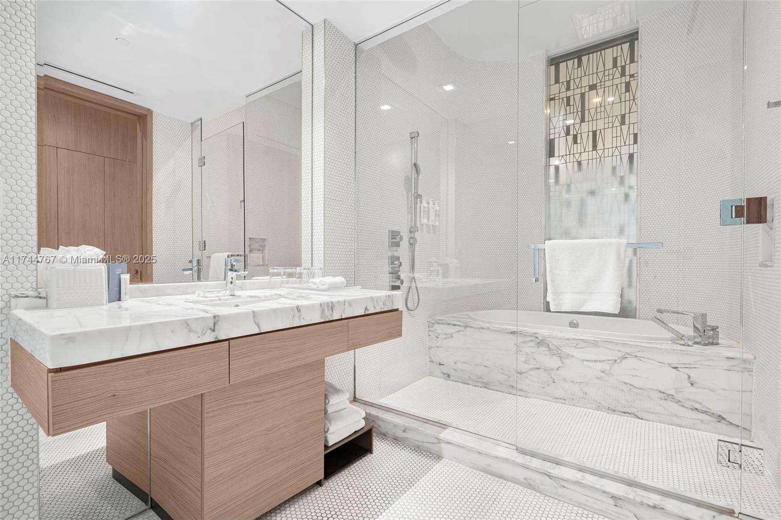 801 S Miami Ave #205, Miami FL 33130