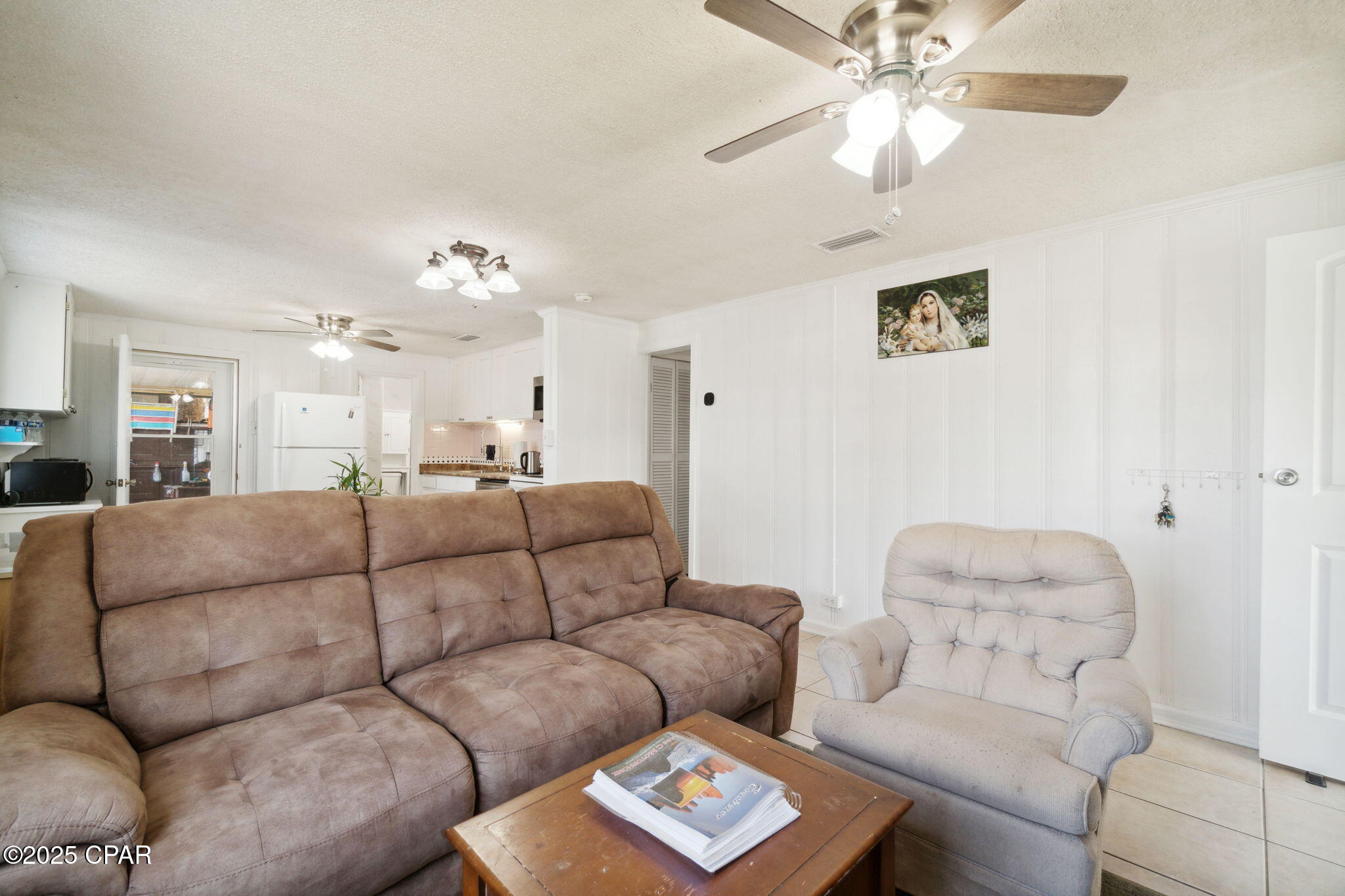 Image 11 For 622 Gardenia Street