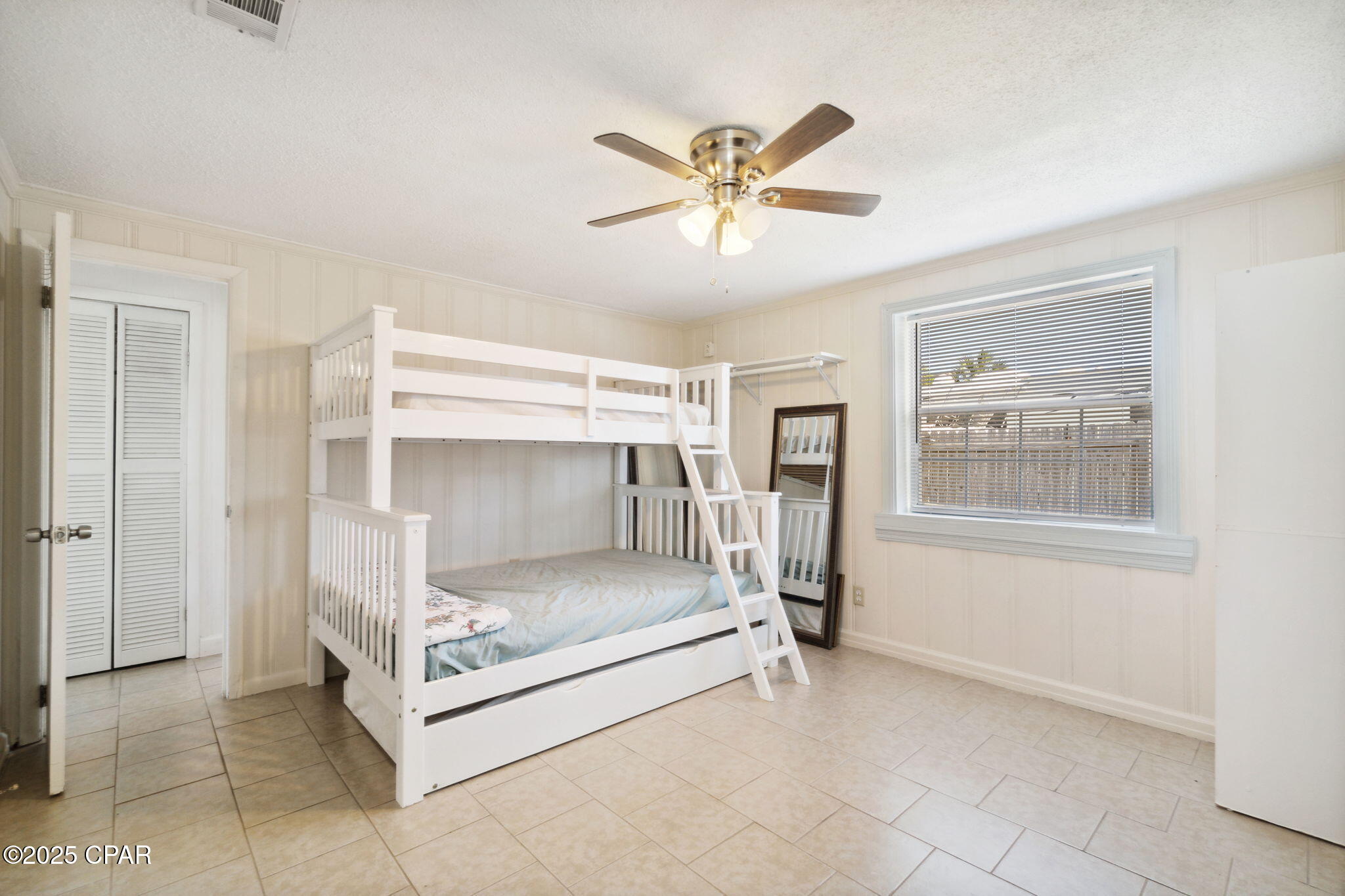 Image 21 For 622 Gardenia Street