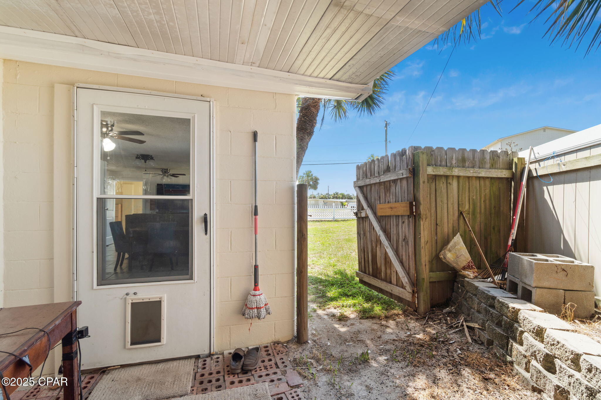 Image 25 For 622 Gardenia Street