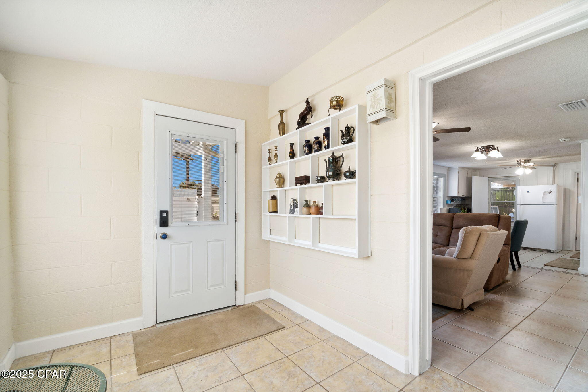 Image 9 For 622 Gardenia Street