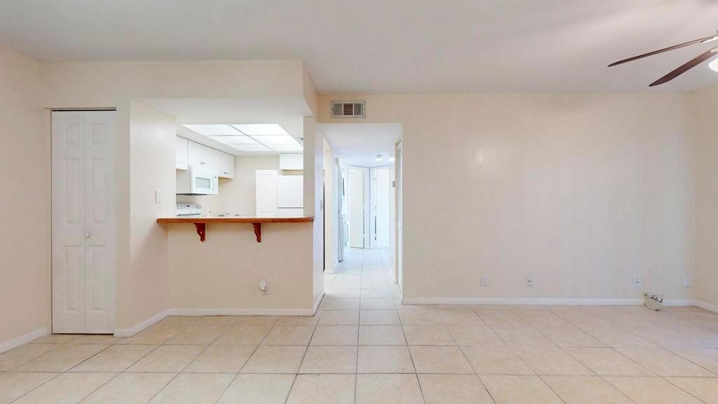 Homes for sale in Port St. Lucie, FL | 1530 Se Royal Green Circle #N105, Port St. Lucie, FL 34952 | MLS# R11065671