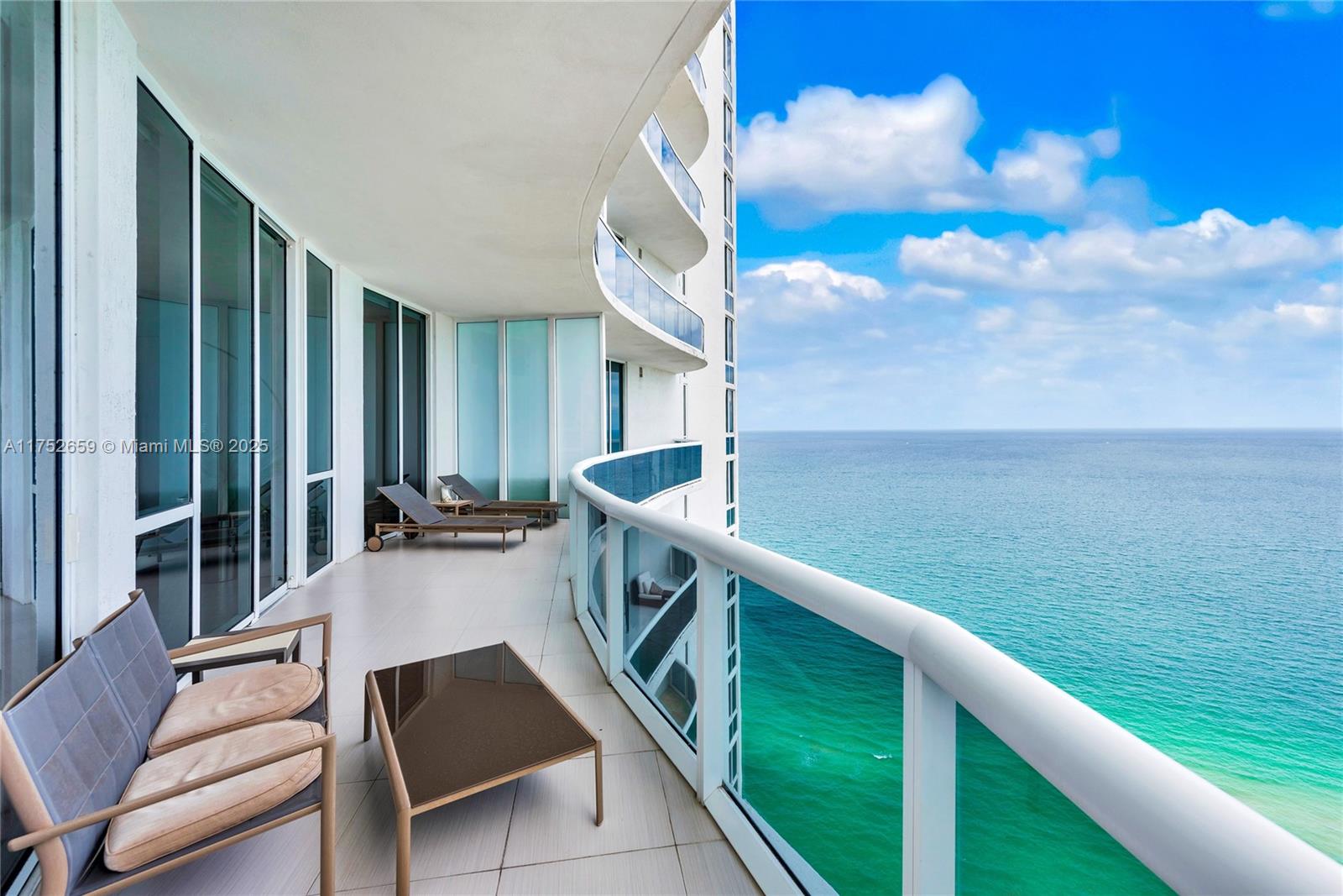 Apartamento en Alquiler en Sunny Isles Beach, FL