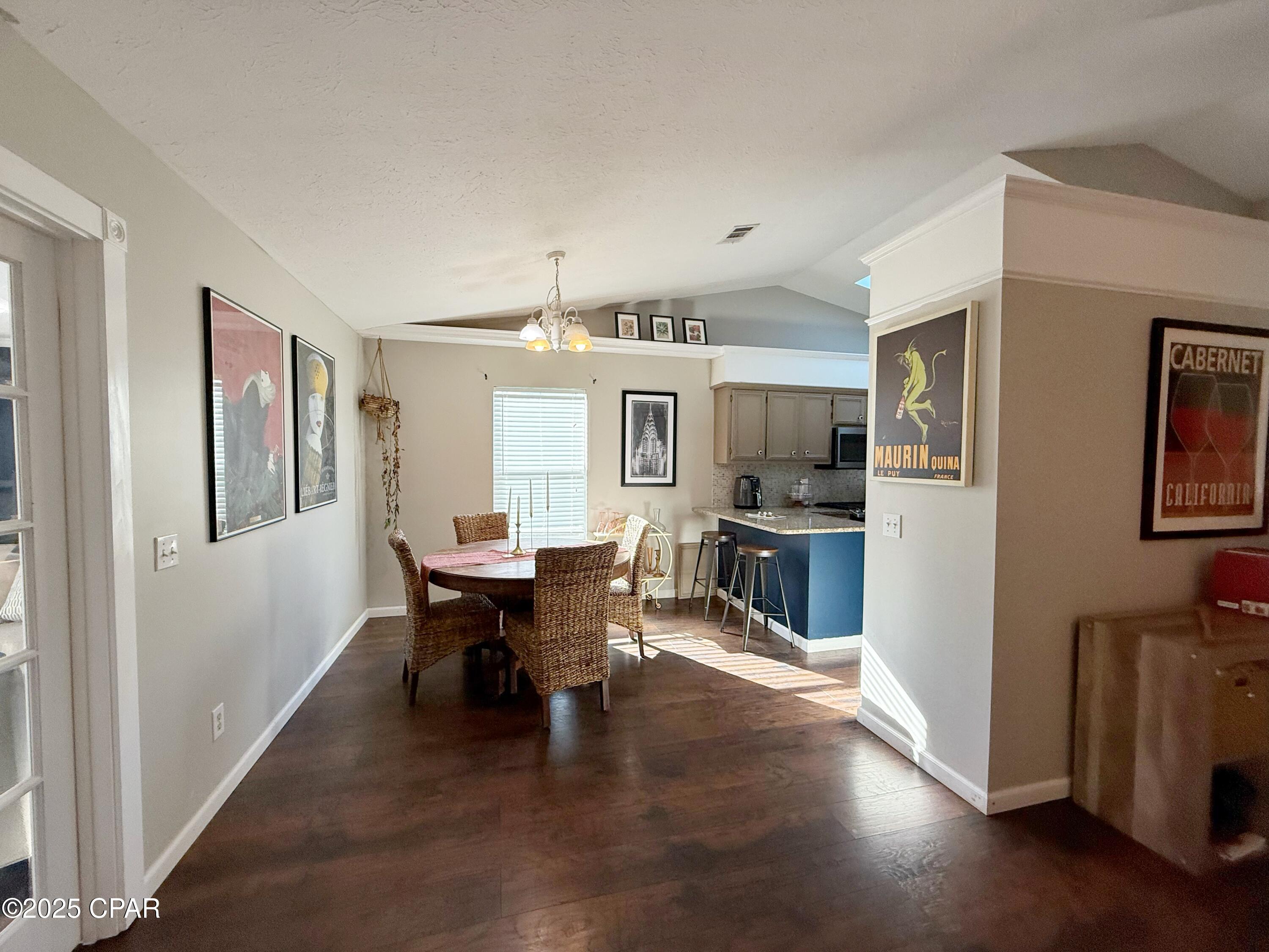 Image 9 For 6617 Harbour Boulevard