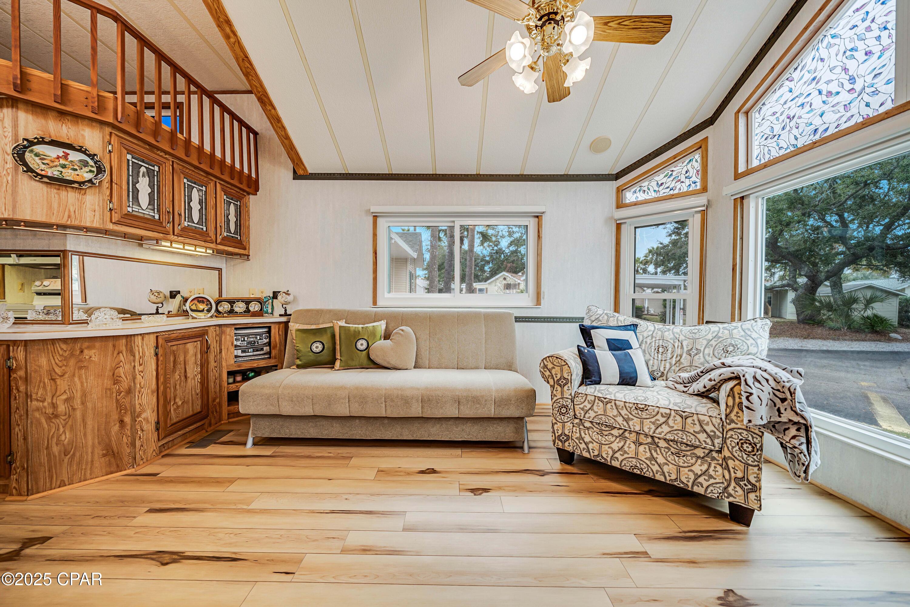 Image 15 For 1219 Thomas Drive 296