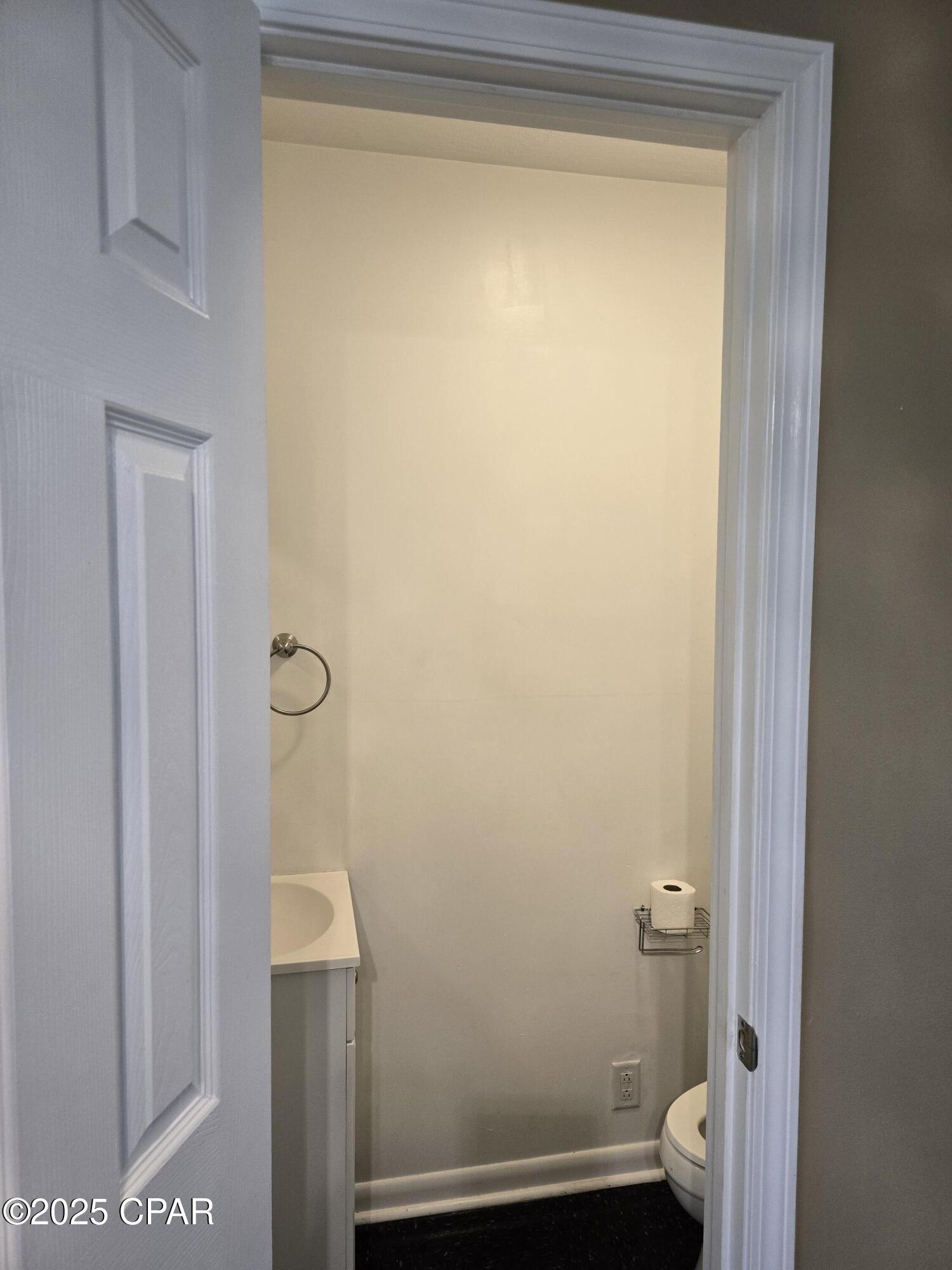 Image 4 For 4396 Florence Drive