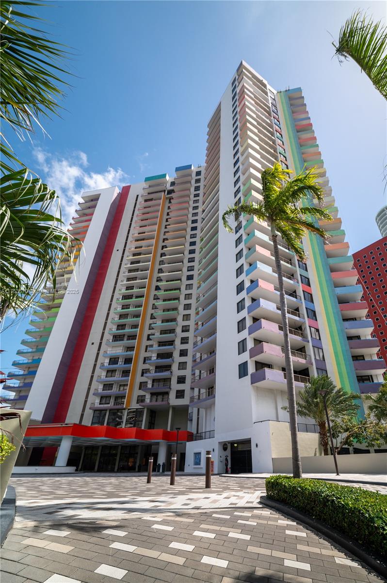 1581 Brickell Ave #PH-105, Miami FL 33129