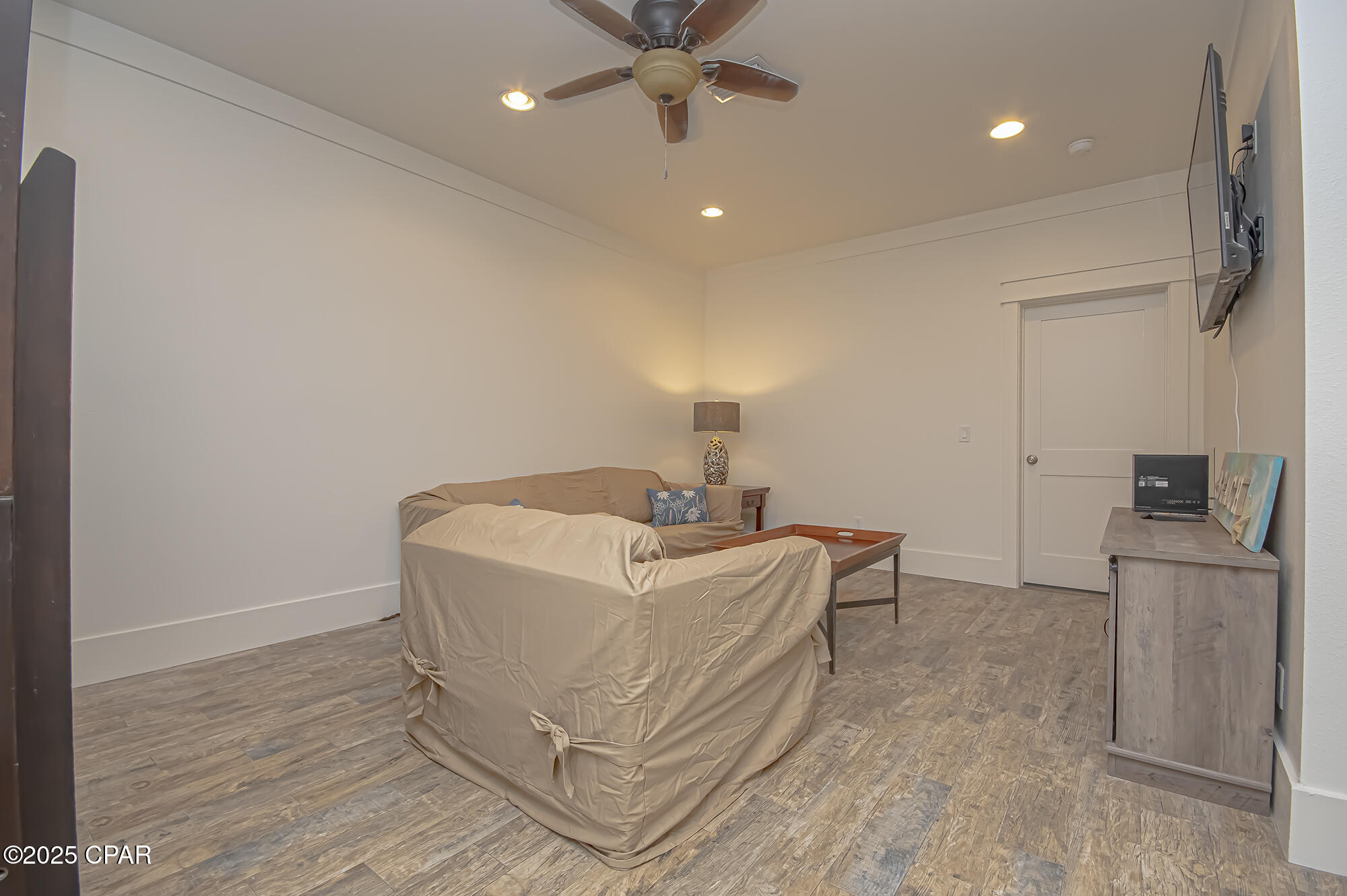 Image 71 For 8205 Surf Drive