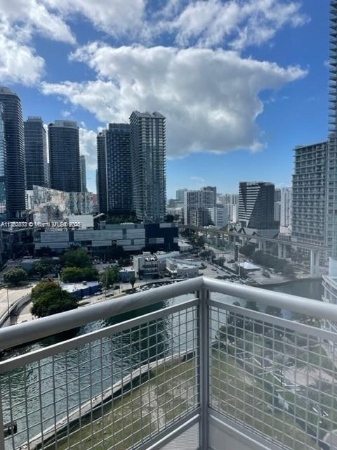 350 S Miami Ave #2106, Miami FL 33130