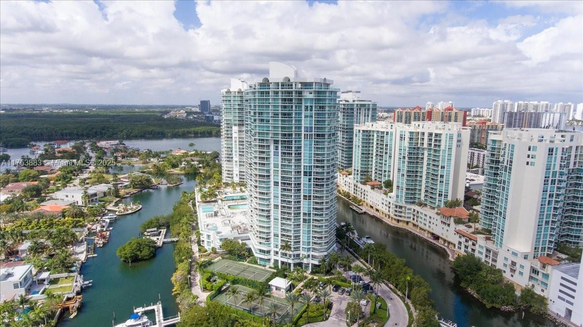 Apartamento en Venta en Sunny Isles Beach, FL