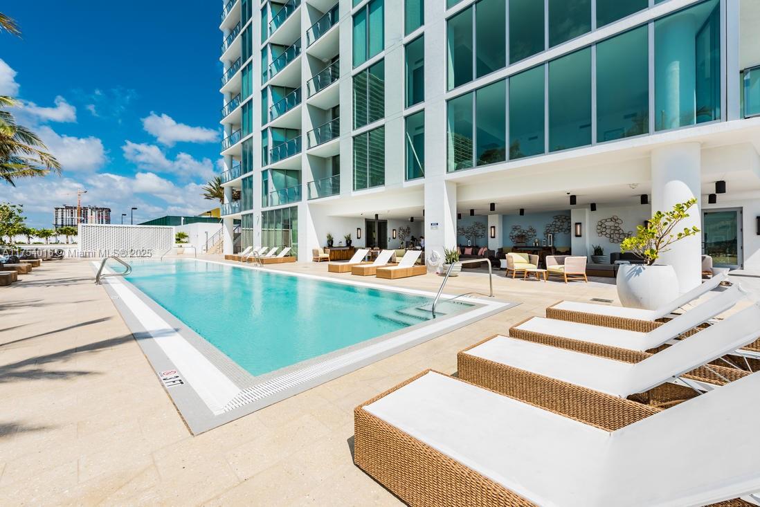 2900 NE 7 AVE #2607, Miami FL 33137