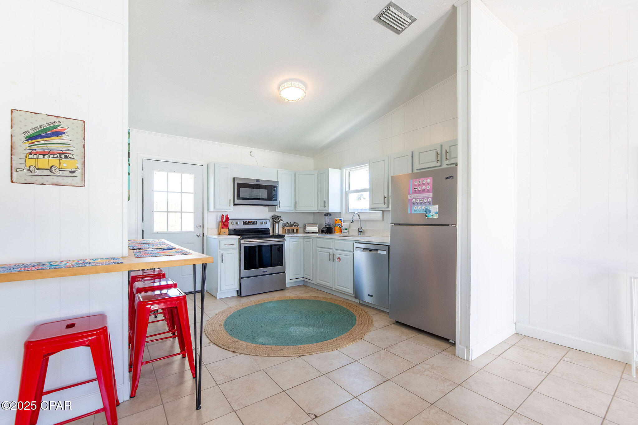 Image 35 For 5801&5803 Pinetree Avenue A, B, C &