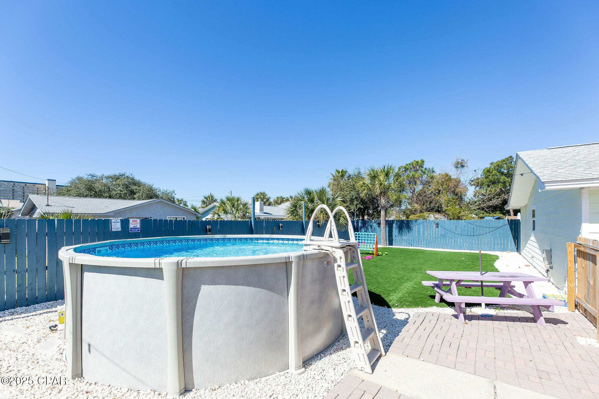 Image 9 For 5801&5803 Pinetree Avenue A, B, C &
