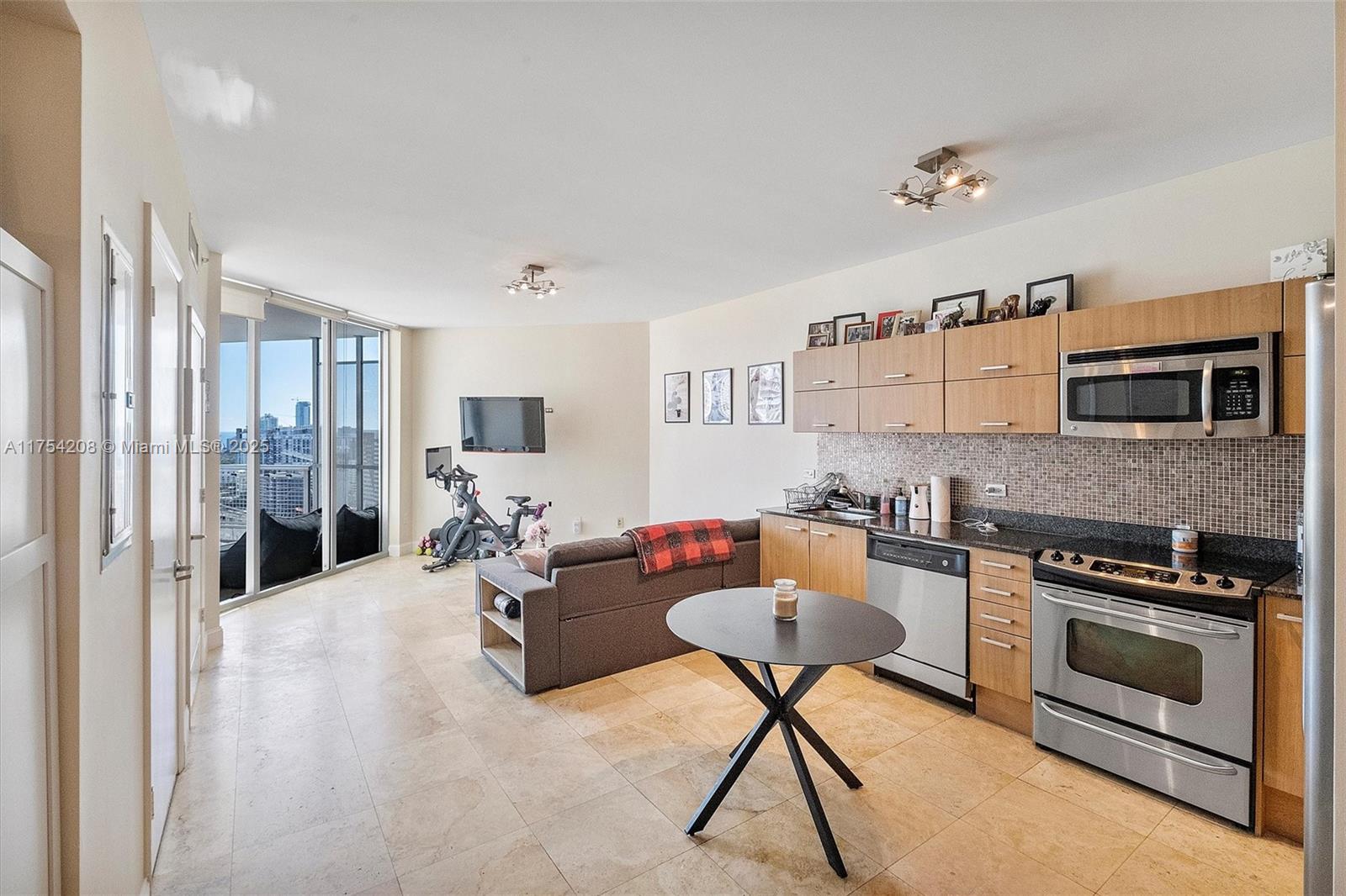 350 S Miami Ave #2810, Miami FL 33130