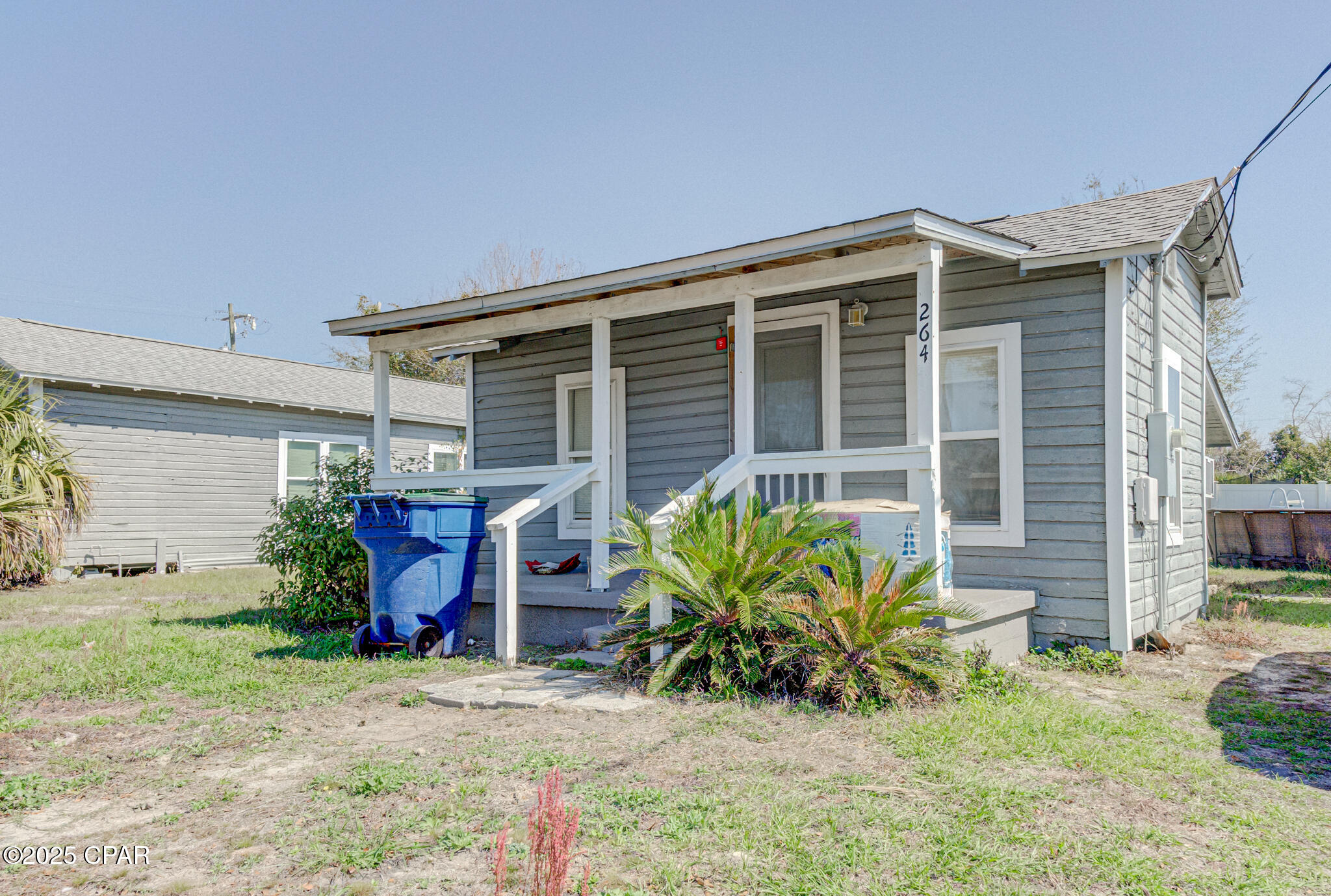 Image 4 For 266 East Avenue