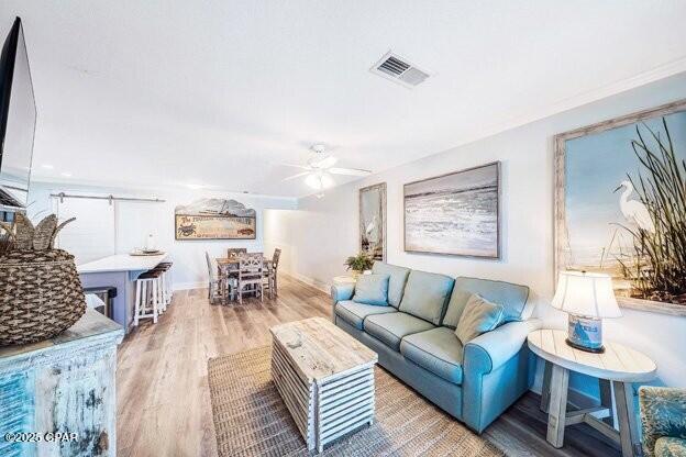 Image 3 For 8610 Surf 307 Drive 307