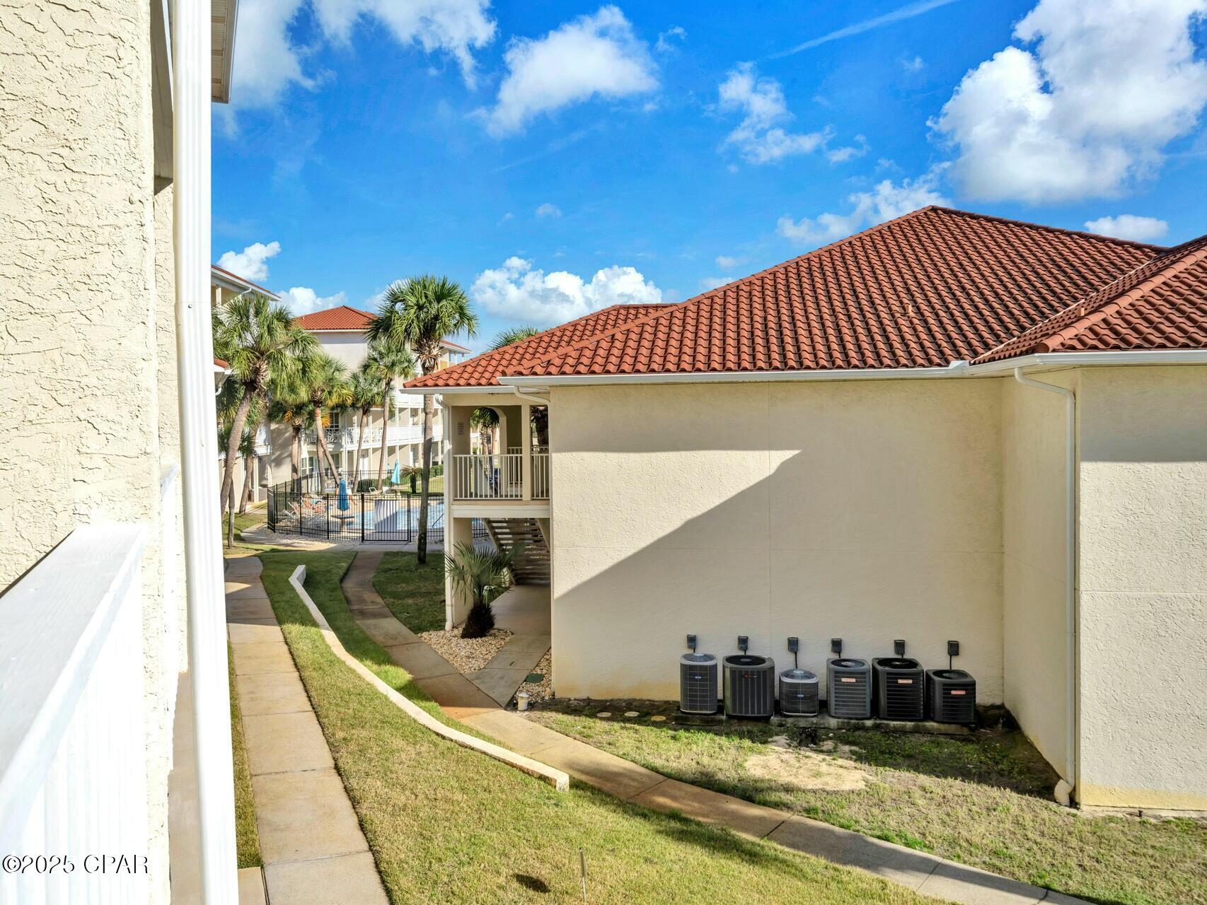 Image 15 For 17462 Front Beach Road 54205