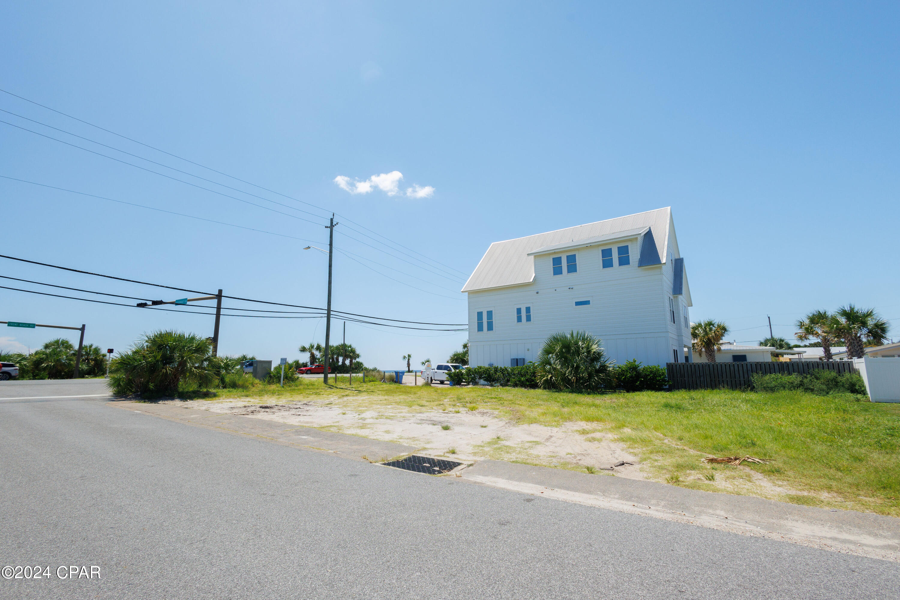 Image 14 For 14000 Front Beach Road