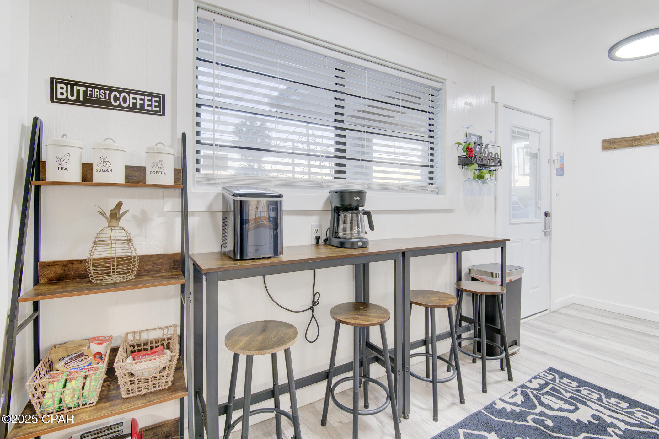 Image 12 For 5412 Hilltop Avenue