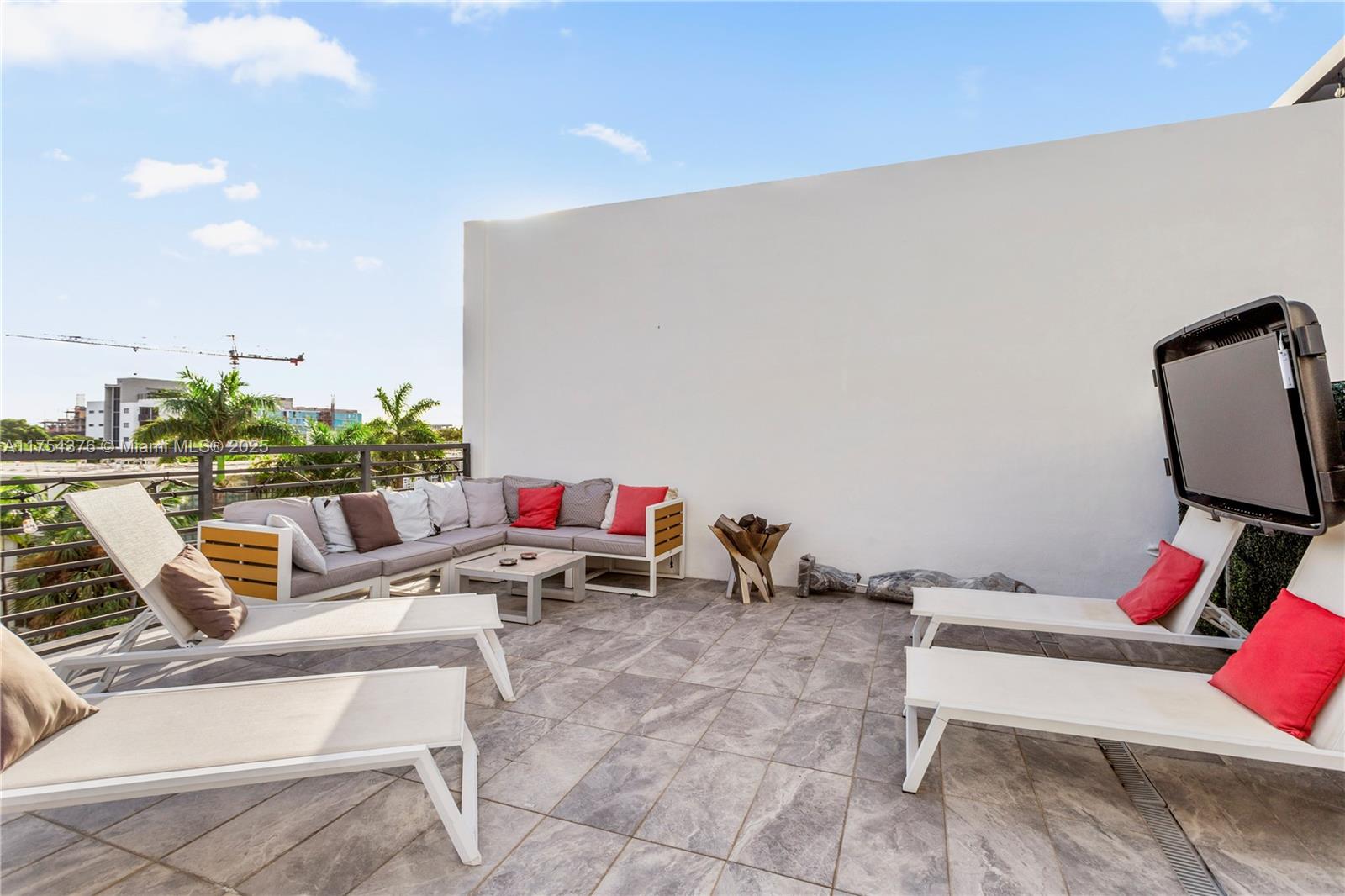 1025 99th St #6, Bay Harbor Islands, Florida image 38