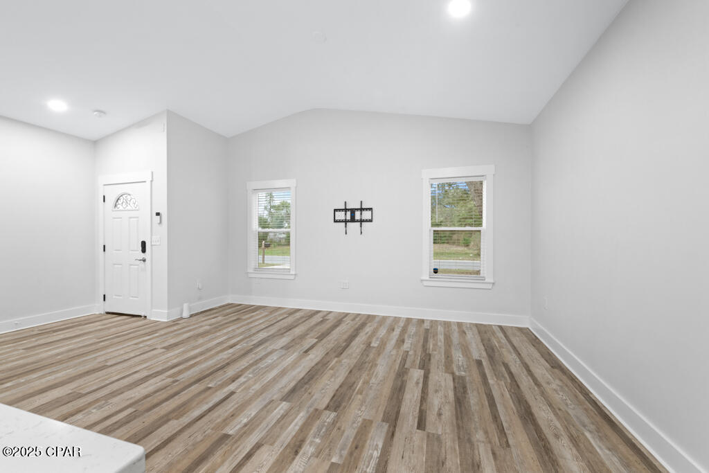 Image 13 For 2101 8th Street
