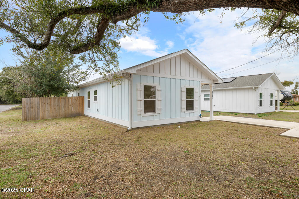 Image 39 For 2101 8th Street