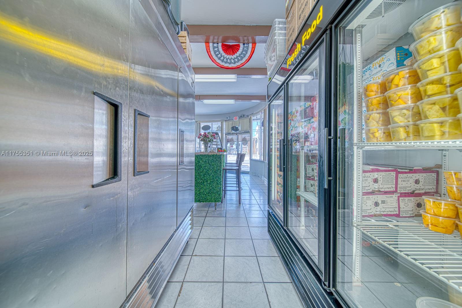 Cuban Restaurant Centrically Located In Hialeah On Palm Ave