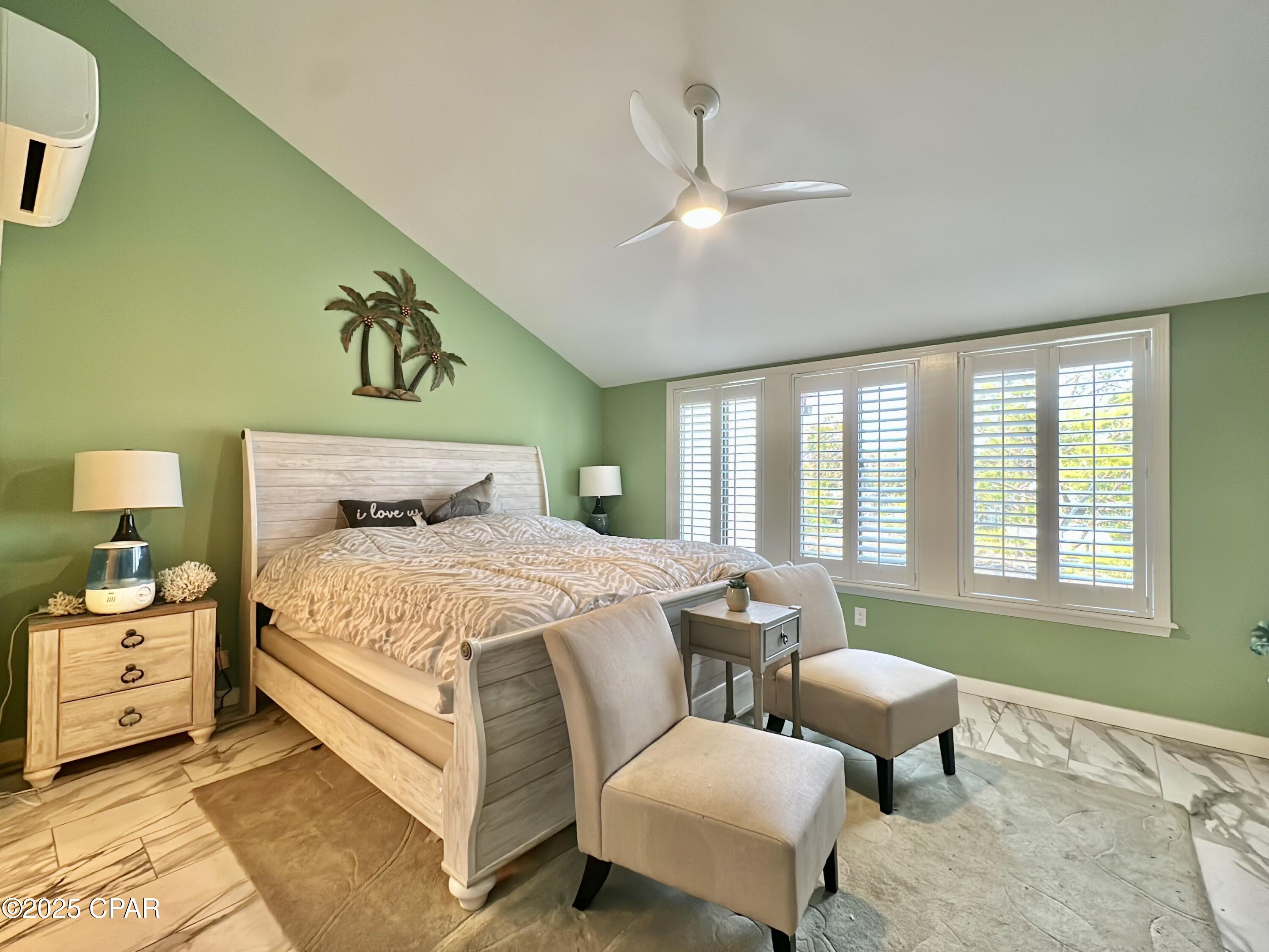 Image 8 For 8730 Thomas Drive 113