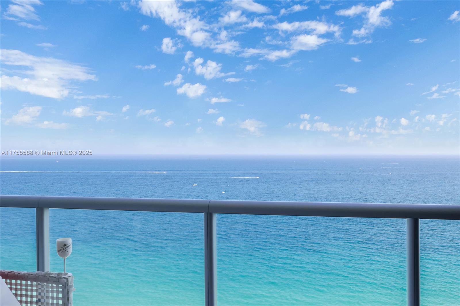 Apartamento en Venta en Sunny Isles Beach, FL