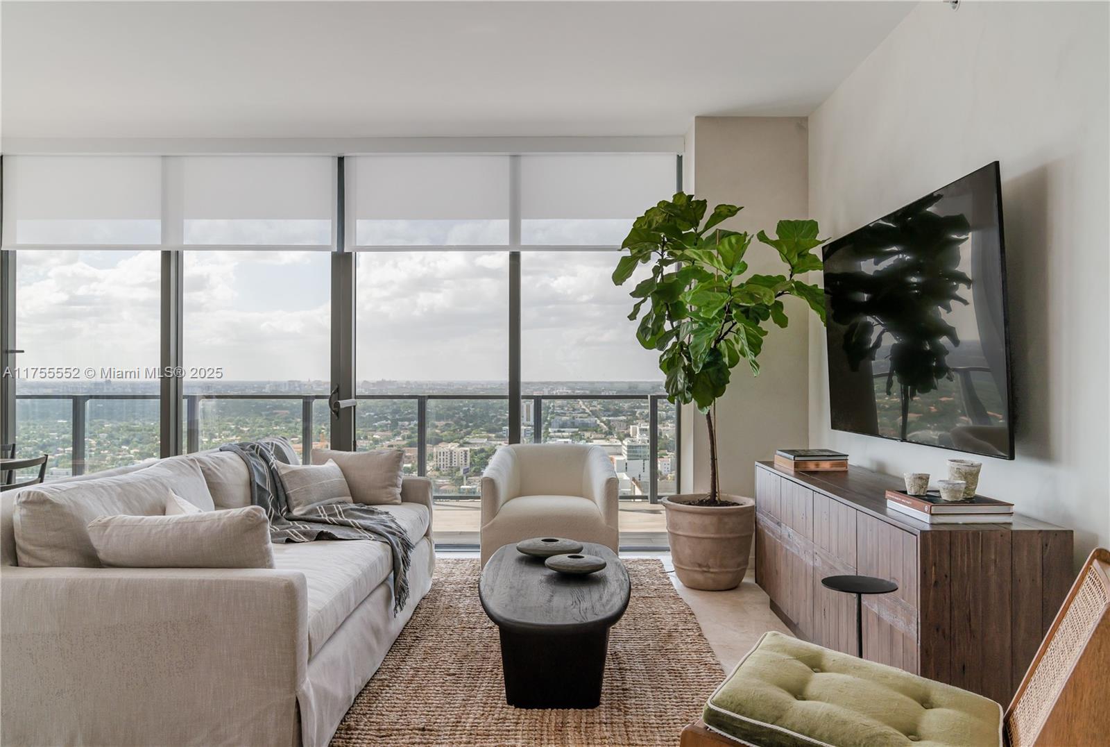 Apartamento à Venda em Miami, FL