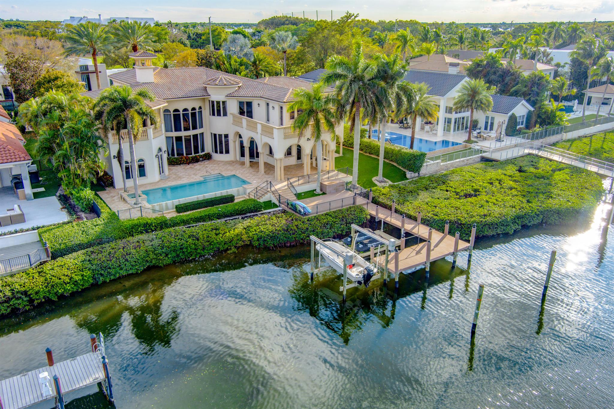 Image to showcase the property located at 166 Spyglass Lane