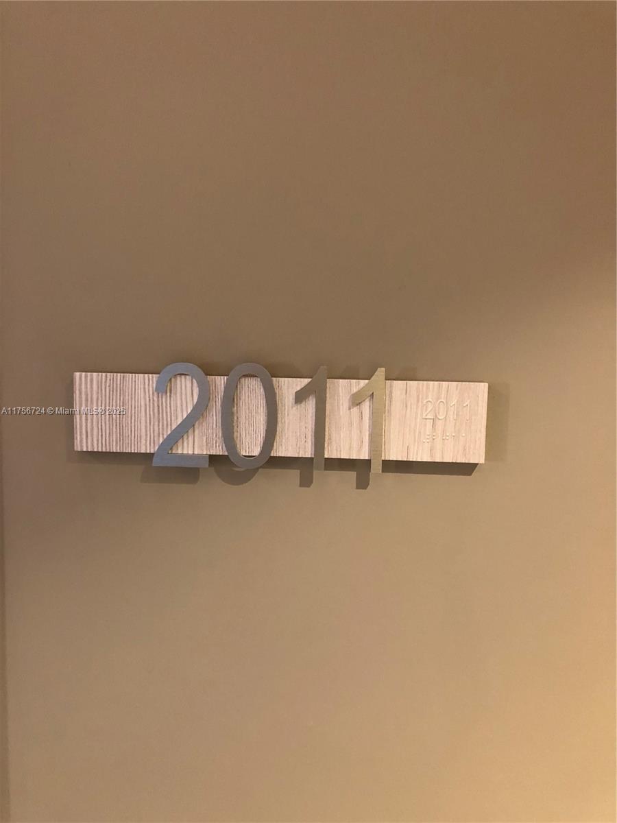 1000 Brickell Plz #2011, Miami FL 33131