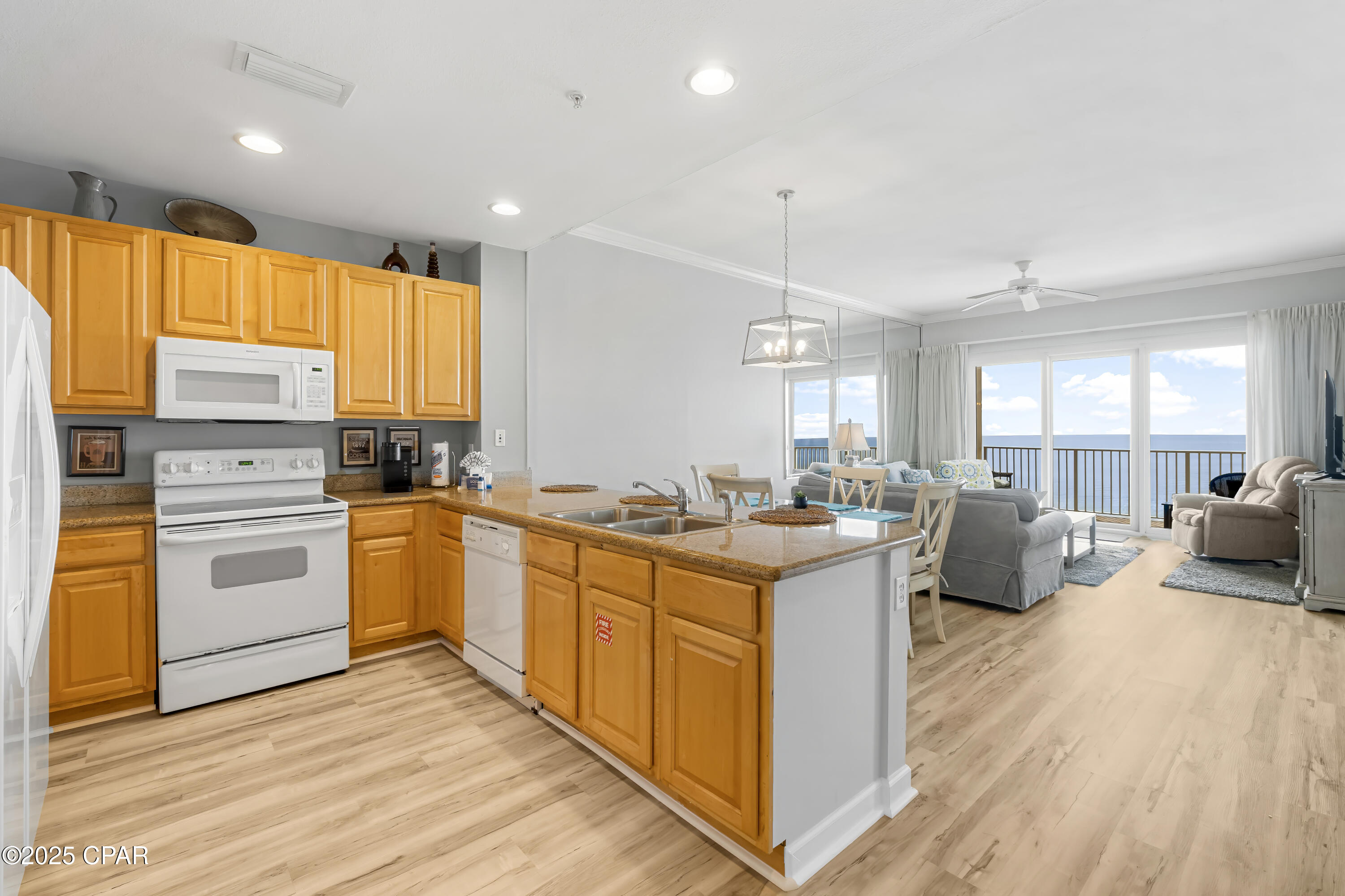 Image 10 For 10713 Front Beach Rd.  1503